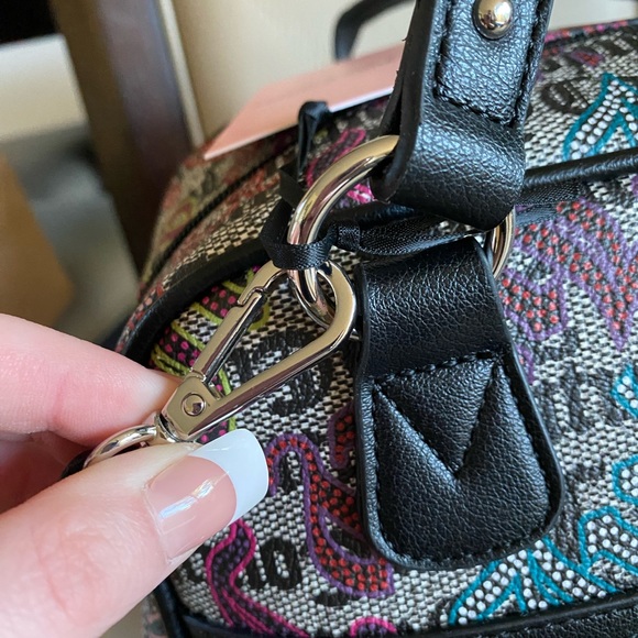 Juicy Couture Lock N Chain Satchel Handbag - Picture 8 of 11